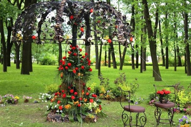 u0412 u043du043eu0432u043eu043c u0441u0430u0434u0443 u043du0430 u0412u0435u0442u0435u0440u0430u043du043eu0432 u0437u0430u0431u0438u043b u00abu0426u0432u0435u0442u043eu0447u043du044bu0439 u0444u043eu043du0442u0430u043du00bb