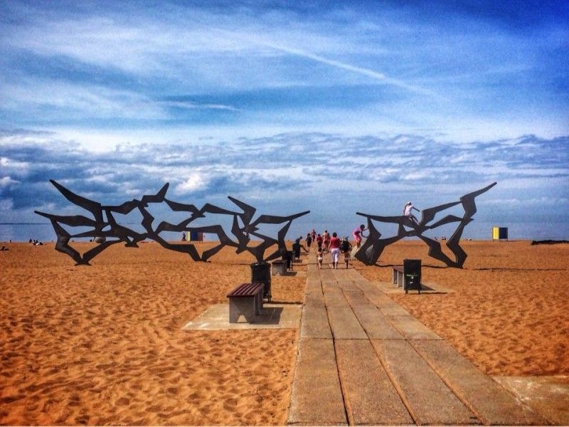 Ласковый пляж