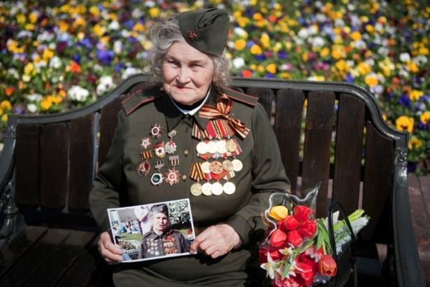 u041du0430 9 u043cu0430u044f u0432u0435u0442u0435u0440u0430u043du043eu0432 u0436u0434u0443u0442 u043au043eu043du0446u0435u0440u0442u043du043e- u043au043eu043du0444u0435u0442u043du044bu0435 u043fu043eu0434u0430u0440u043au0438