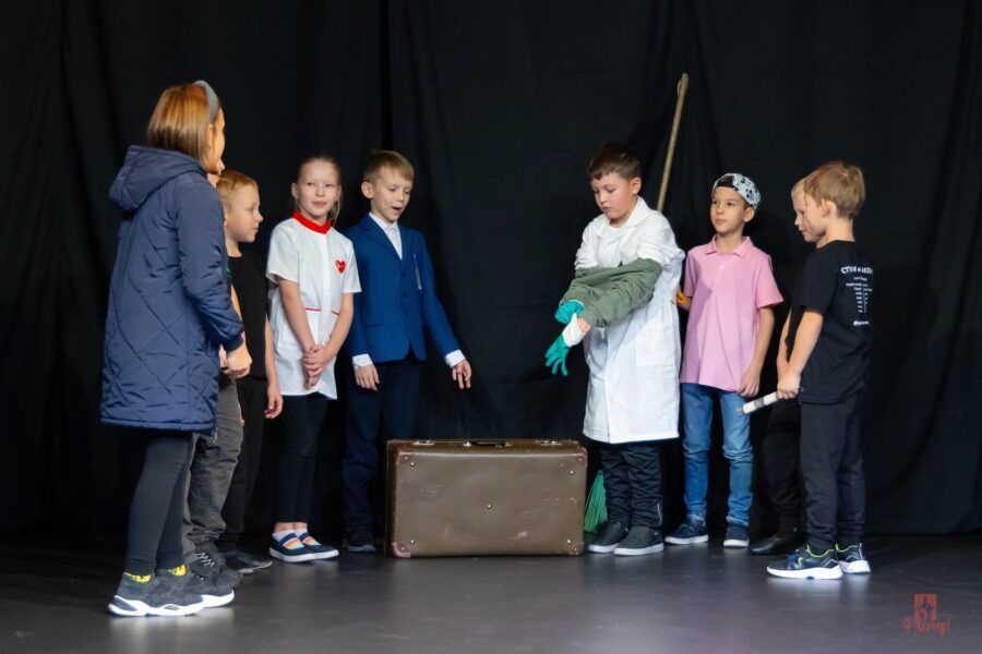 Занятие в студии Я-Актер