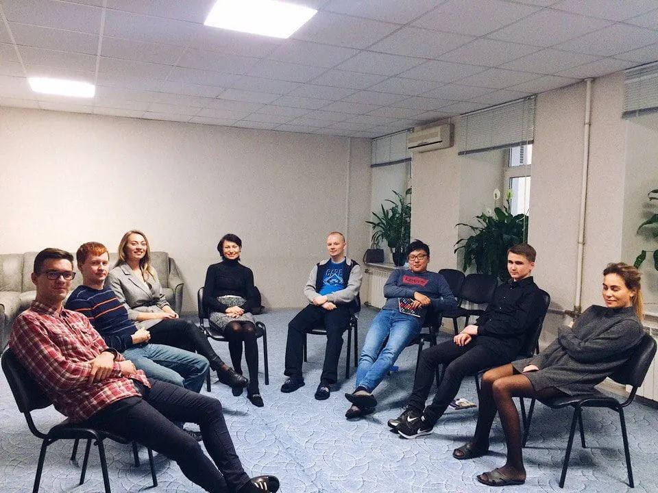 Групповое занятие по коррекции заикания в речевом центре в Санкт-Петербурге