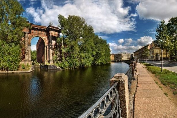 u041du043eu0432u0430u044f u0413u043eu043bu043bu0430u043du0434u0438u044f u0431u0443u0434u0435u0442 u043eu0442u043au0440u044bu0442u0430 u0434u043bu044f u043fu043eu0441u0435u0449u0435u043du0438u044f u0432 u0430u0432u0433u0443u0441u0442u0435