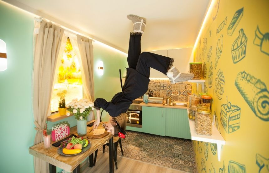 Группа «Чайф« выступит в Северной столице, 3 февраля, и представит слушателям, программу «Зимняя акустика», которая уже стала доброй традицией. Каждое такое выступление всегда предусматривает новую тематику — особые костюмы и декорации.&nbsp;