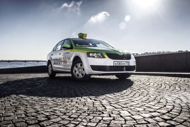 Новая инициатива Комитета по транспорту Петербурга вызвала резонанс в сфере такси: сокращение количества такси в городе до 20000, одинаковая окраска автомобилей в чёрные (бизнес-класс) и белые (эконом-класс) цвета. Игорь Рудзий, генеральный директор компании «ТаксовичкоФ», решил высказать своё мнение на эту тему.