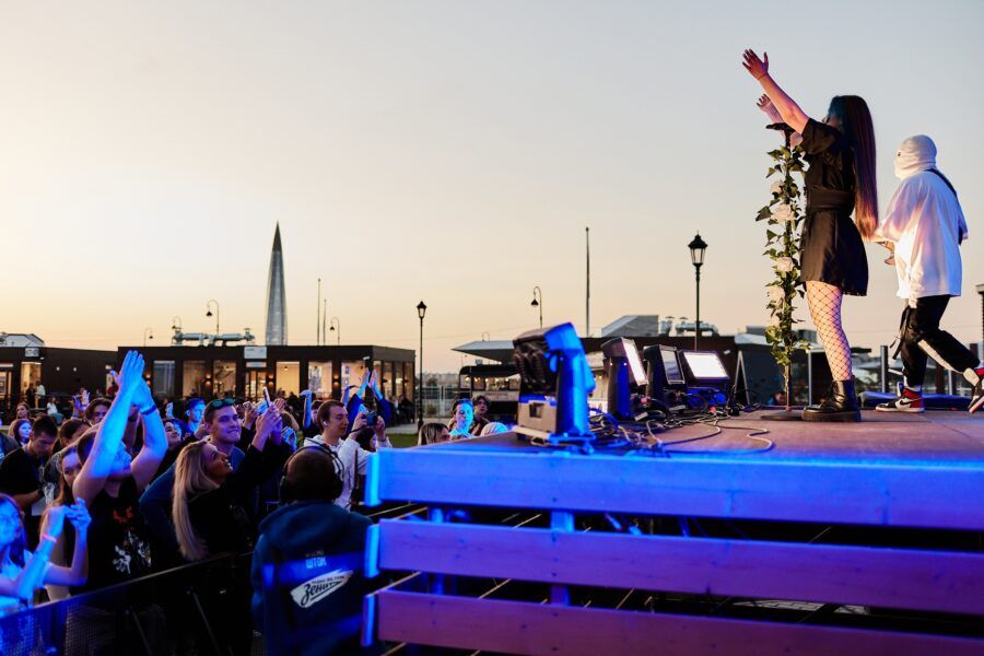 Ищете, куда сходить с друзьями в Петербурге? Лучшие идеи для встреч с друзьями: от активного отдыха до уютных мест в Санкт-Петербурге.