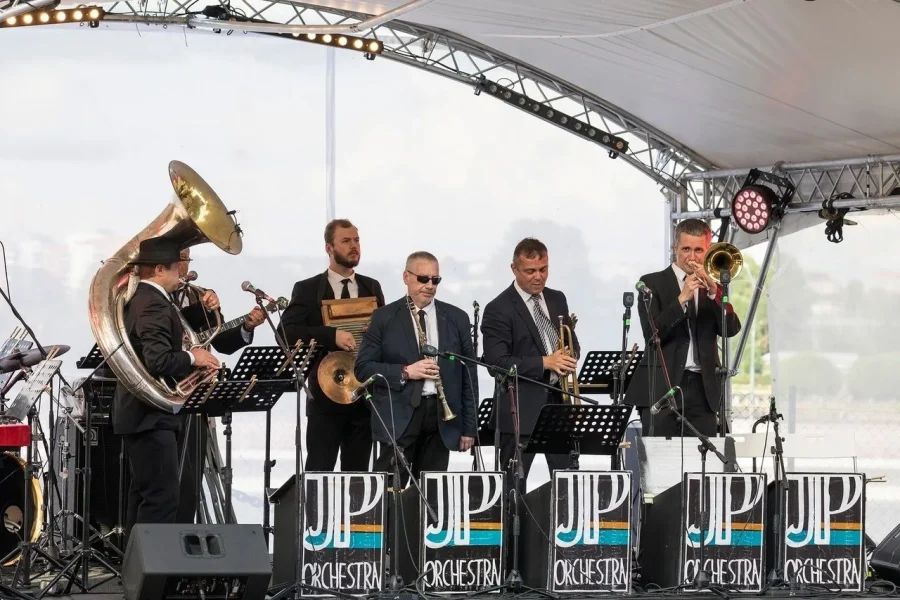 Castle Jazz: Архитектура звука