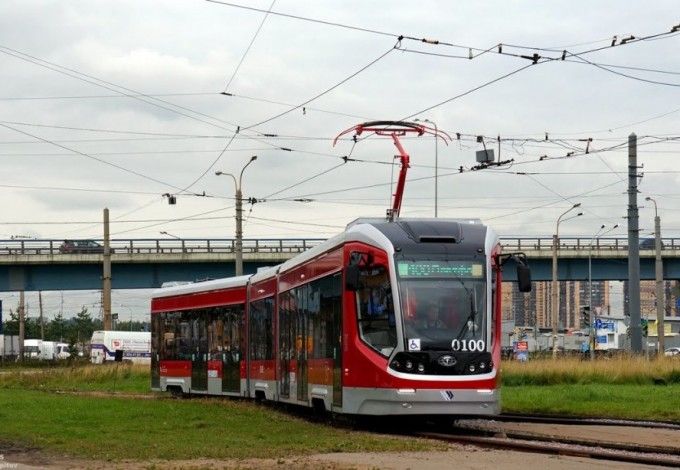 u0414u0432u0443u0445u043cu0438u043bu043bu0438u043eu043du043du044bu0439 u043fu0430u0441u0441u0430u0436u0438u0440 u0442u0440u0430u043cu0432u0430u044f u00abu0412u0438u0442u044fu0437u044cu00bb u043fu043eu043bu0443u0447u0438u0442 u043fu043eu0434u0430u0440u043eu043a