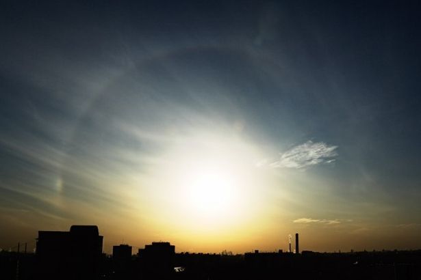 u042du0444u0444u0435u043au0442 u0433u0430u043bu043e u043du0430u0431u043bu044eu0434u0430u043bu0438 u0432 u043fu0435u0442u0435u0440u0431u0443u0440u0433u0441u043au043eu043c u043du0435u0431u0435