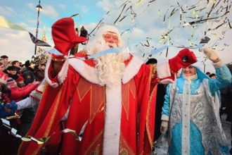 u0414u0435u0434 u041cu043eu0440u043eu0437 u0438u0437 u0412u0435u043bu0438u043au043eu0433u043e u0423u0441u0442u044eu0433u0430 u043fu0440u0438u0435u0434u0435u0442 u0432 u041fu0435u0442u0435u0440u0431u0443u0440u0433 u0432 u0434u0435u043au0430u0431u0440u0435