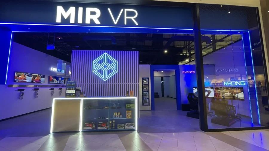 MIR VR празднование дня рождения в VR-клубе