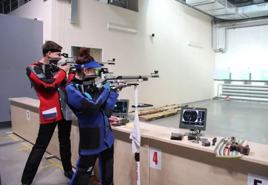 Современный стрелковый тир организации «Динамо» с профессиональным оборудованием и системой мишеней