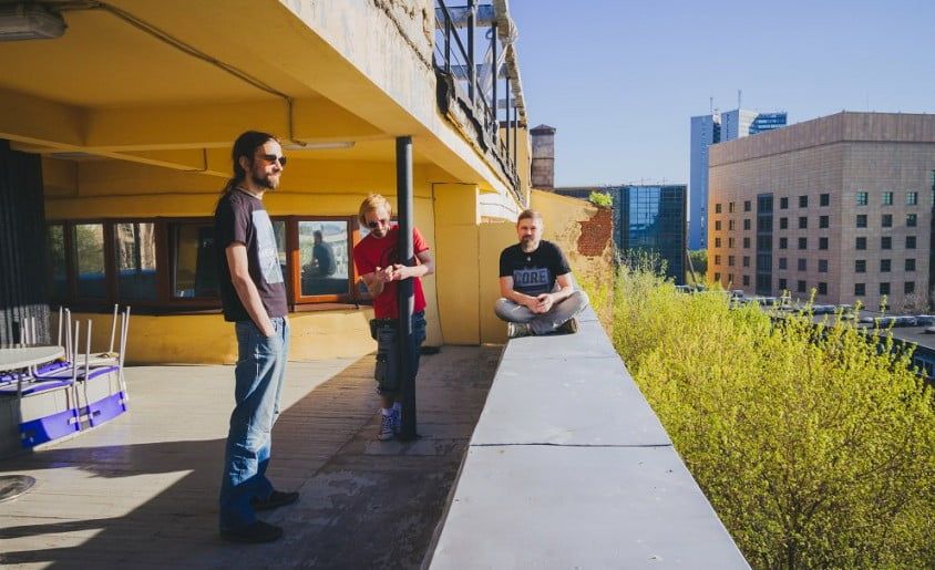 28 u0438u044eu043bu044f u043au043eu043du0446u0435u0440u0442 u0433u0440u0443u043fu043fu044b 7u0420u0410u0421u0410 u043du0430 u043au0440u044bu0448u0435 u043au043bu0443u0431u0430 MOD