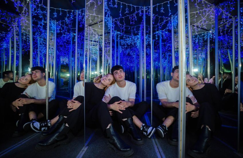 Зеркальный лабиринт