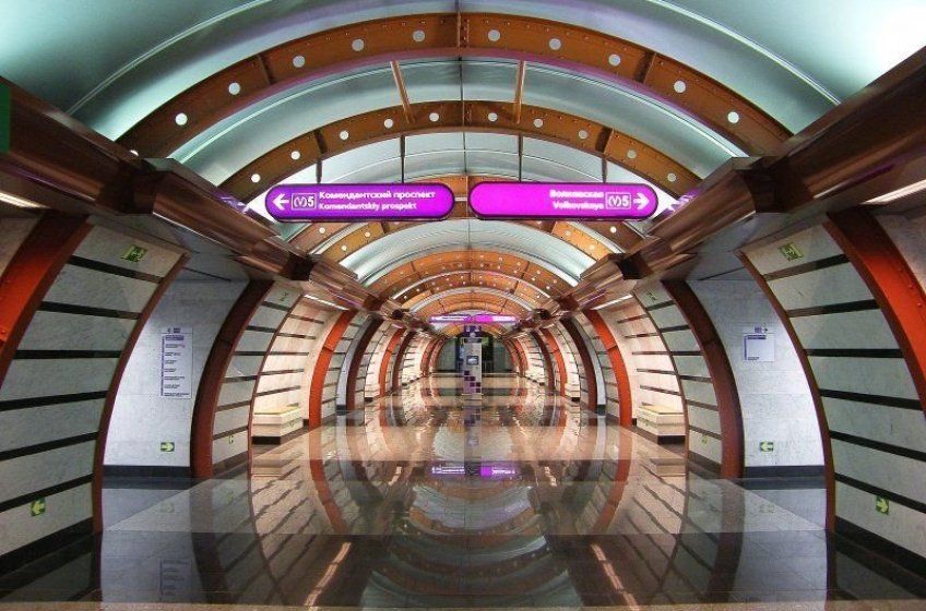 u041fu043eu043bu043du043eu0435 u0440u0430u0441u043fu0438u0441u0430u043du0438u0435 u0440u0430u0431u043eu0442u044b u043cu0435u0442u0440u043e u041fu0435u0442u0435u0440u0431u0443u0440u0433u0430