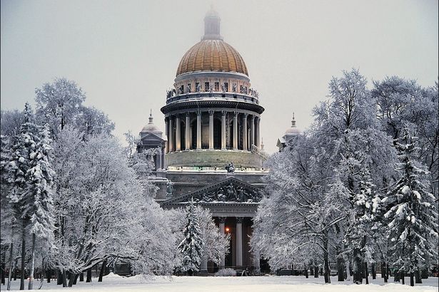 u0417u0438u043cu0430 u0431u043bu0438u0437u043au043e: 28 u043eu043au0442u044fu0431u0440u044f u2013 u043fu0435u0440u0432u044bu0439 u0434u0435u043du044c