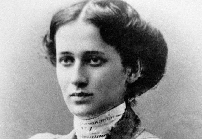 23yuni-ahmatova 76af4