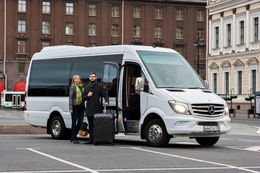 Микроавтобус TransferAirport для корпоративных клиентов