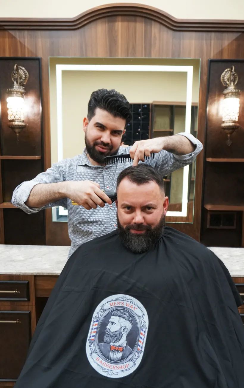 Men's Way Barbershop на Петровском в Санкт-Петербурге — рабочее место мастера