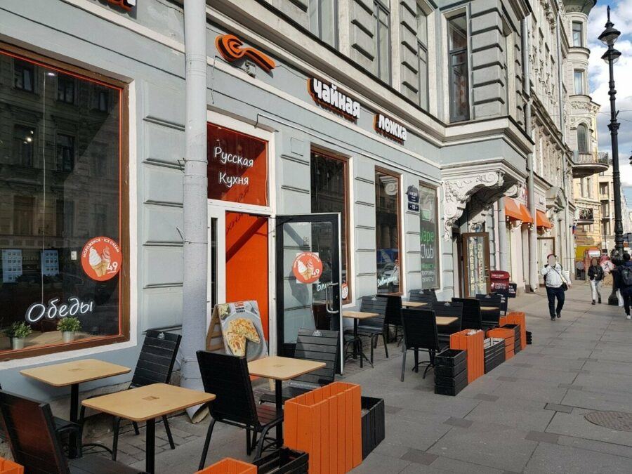 Столовая «Тарелка» и другие заведения в центре, где можно позавтракать меньше чем за 300 рублей — с быстрым обслуживанием и разнообразным меню.