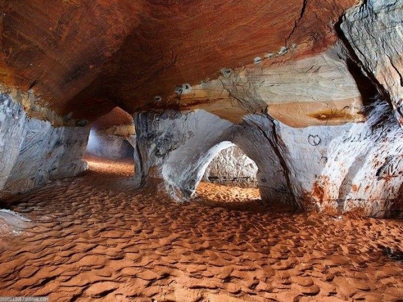 Оредежские пещеры