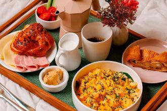 Stay Gold Pizza Spot «Огурцы» «Лаор» «Ботаника» «Кашмир» Hare Krishna Green Point «Панорама моего сердца безмолвия» Ananda «Троицкий мост» «Прекрасная Зеленая» Vegan Pyramid