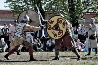 u041bu0435u0433u0435u043du0434u0430u0440u043du044bu0435 u0432u0438u043au0438u043du0433u0438 27 u043cu0430u044f u043eu0436u0438u0432u0443u0442 u0432 u041fu0435u0442u0440u043eu043fu0430u0432u043bu043eu0432u043au0435