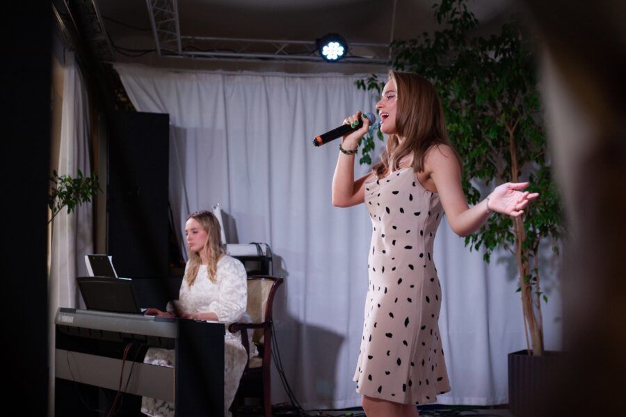 Музыкальная студия вокала «Muze Family‎»