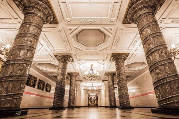 Станция метро «Автово»