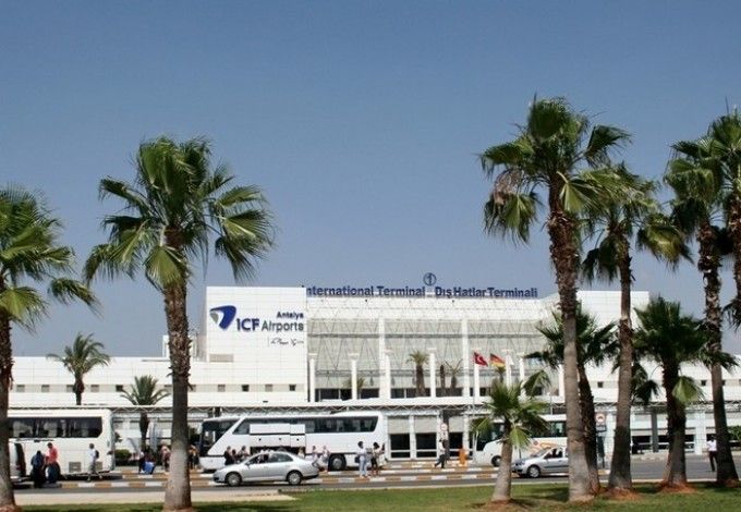 u0410u0432u0438u0430u043au043eu043cu043fu0430u043du0438u044f u00abu0420u043eu0441u0441u0438u044fu00bb u0432u043eu0437u043eu0431u043du043eu0432u043bu044fu0435u0442 u0440u0435u0433u0443u043bu044fu0440u043du044bu0435 u0440u0435u0439u0441u044b u0432 u0422u0443u0440u0446u0438u044e