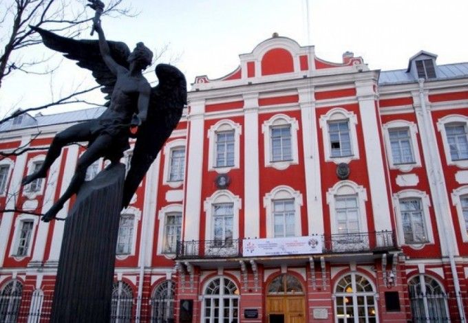 u0421u041fu0431u0413u0423 u0432u043eu0448u0435u043b u0432 u0442u0440u043eu0439u043au0443 u043bu0438u0434u0435u0440u043eu0432 u043cu0435u0436u0434u0443u043du0430u0440u043eu0434u043du043eu0433u043e u0440u0435u0439u0442u0438u043du0433u0430 u0432u0443u0437u043eu0432