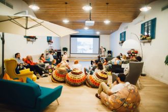 u041fu0440u043eu0441u0442u0440u0430u043du0441u0442u0432u043e u043eu0442u043du043eu0448u0435u043du0438u0439 u00abu0421u0432u0435u0442u043bu044bu0439 u043cu0438u0440 u00abu041du0430u0441u0442u043eu044fu0449u0430u044f u0436u0438u0437u043du044cu2026u00bb