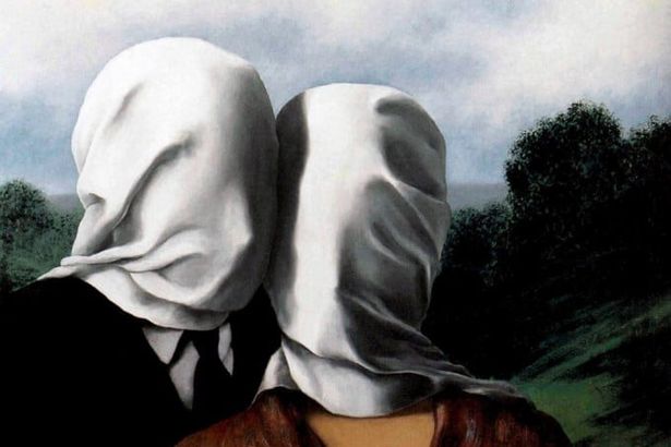 С 3 ноября по 3 декабря в пространстве «Арт-банк» пройдет выставка самого загадочного бельгийского художника-сюрреалиста Рене Магритта. Посетители смогут увидеть около пятидесяти работ знаменитого мастера.