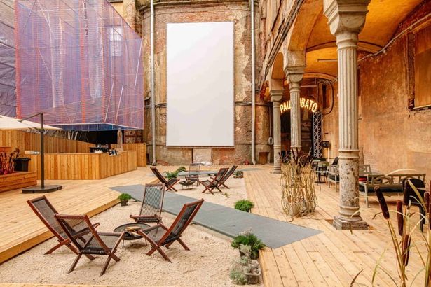 u0422u0432u043eu0440u0447u0435u0441u043au0438u0435 u043au043bu0430u0441u0442u0435u0440u044b u0438 u0430u0440u0442-u043fu0440u043eu0441u0442u0440u0430u043du0441u0442u0432u0430 u041fu0435u0442u0435u0440u0431u0443u0440u0433u0430