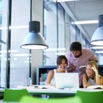 Вместо офиса и дома — комфортные и стильные рабочие пространства, где только вы, тишина и ноутбук. Ну и еще пара-тройка горящих дедлайнов, куда же без них. Питер Online составил подборку мест, где можно спокойно поработать, устроить совещания, провести занятия и подготовиться к экзаменам.