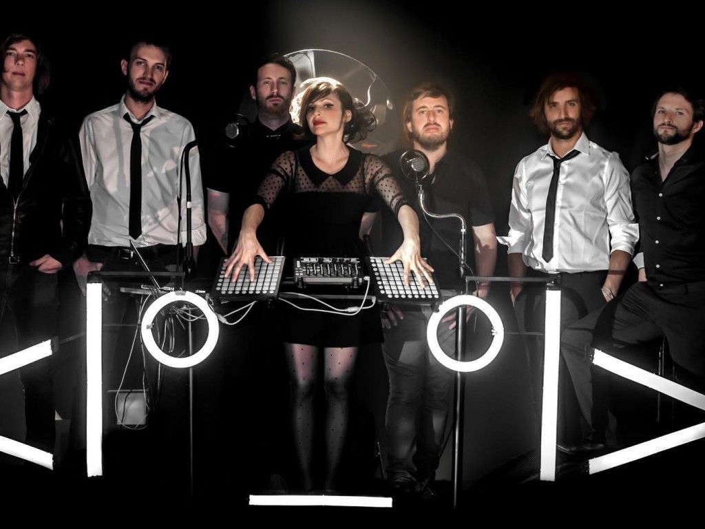 u041au043eu043du0446u0435u0440u0442 Caravan Palace