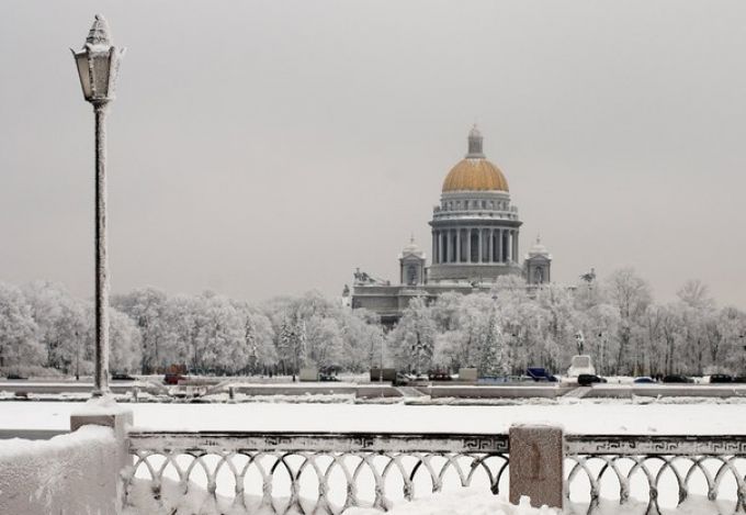  u041du0430 u0441u043bu0435u0434u0443u044eu0449u0435u0439 u043du0435u0434u0435u043bu0435 u0432 u041fu0435u0442u0435u0440u0431u0443u0440u0433u0435 u0432u044bu043fu0430u0434u0435u0442 u0441u043du0435u0433