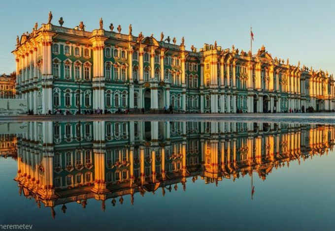 u0414u043du0438 u043eu0442u043au0440u044bu0442u044bu0445 u0434u0432u0435u0440u0435u0439 u0432 u043cu0443u0437u0435u044fu0445 u041fu0435u0442u0435u0440u0431u0443u0440u0433u0430