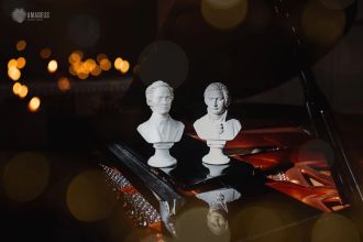 20 марта в Петрикирхе прозвучат шедевры классики при свечах. Орган и рояль в исполнении солистов Мариинского театра. Билеты от 1100 рублей.