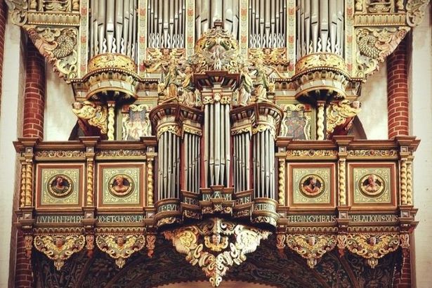 u0411u0435u0441u043fu043bu0430u0442u043du044bu0435 u043eu0440u0433u0430u043du043du044bu0435 u043au043eu043du0446u0435u0440u0442u044b: u0444u0435u0432u0440u0430u043bu044c