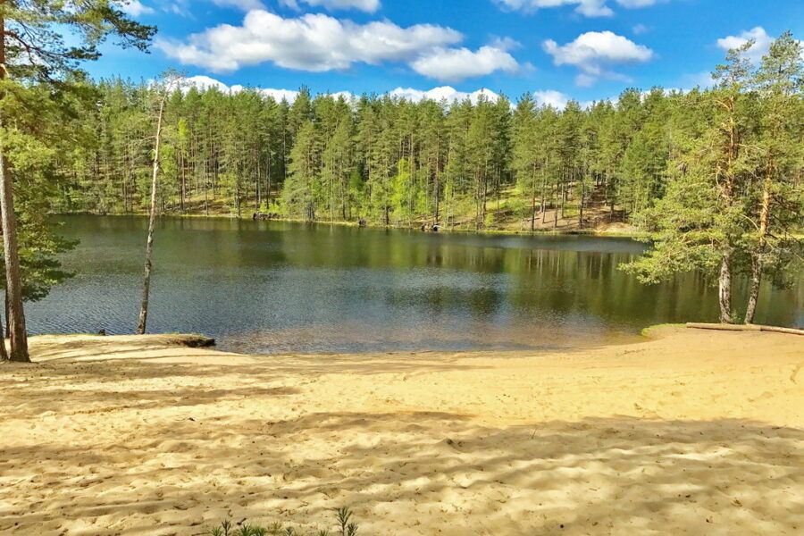 Озеро Ликолампи (Лампушка)