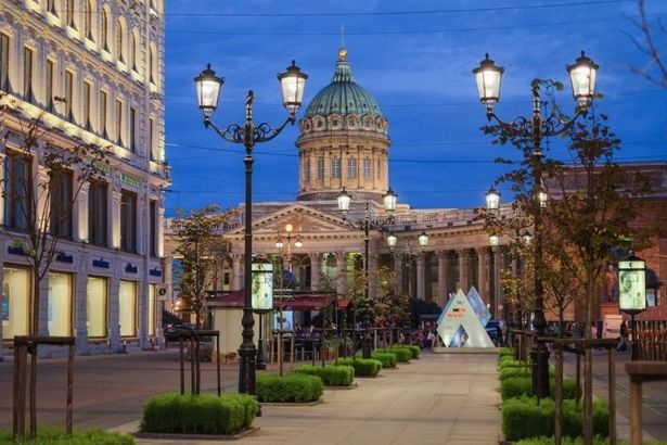 u041du0430 u041cu0430u043bu043eu0439 u041au043eu043du044eu0448u0435u043du043du043eu0439 u0432u044bu0441u0442u0443u043fu044fu0442 u0442u0435u0430u0442u0440u0430u043bu044cu043du044bu0435 u043au043eu043bu043bu0435u043au0442u0438u0432u044b