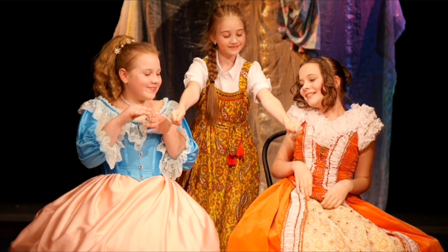 Занятие в центре театра и кино Азарт