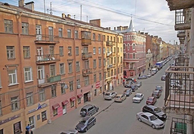 u0423u043bu0438u0446u0443 u0420u0443u0431u0438u043du0448u0442u0435u0439u043du0430 u0437u0430u043au0440u043eu044eu0442 u0434u043bu044f u0442u0440u0430u043du0441u043fu043eu0440u0442u0430