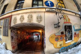 u00abu041fu0443u0448u043au0438u043du0441u043au0430u044f-10u00bb u043eu0442u043cu0435u0447u0430u0435u0442 u0414u0435u043du044c u0440u043eu0436u0434u0435u043du0438u044f