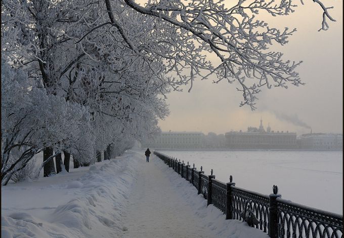 u0412 u043du0430u0447u0430u043bu0435 u043du043eu0432u043eu0433u043eu0434u043du0438u0445 u043au0430u043du0438u043au0443u043b u0432 u041fu0435u0442u0435u0440u0431u0443u0440u0433u0435 u043fu043eu0445u043eu043bu043eu0434u0430u0435u0442 u0434u043e -20