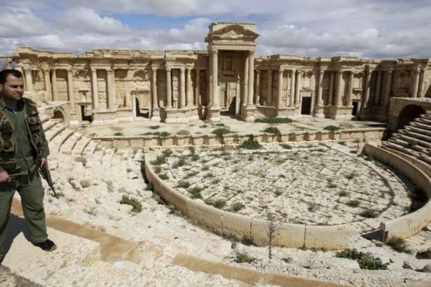 u042du0440u043cu0438u0442u0430u0436 u043fu043eu043cu043eu0436u0435u0442 u0421u0438u0440u0438u0438 u0432 u0432u043eu0441u0441u0442u0430u043du043eu0432u043bu0435u043du0438u0438 u041fu0430u043bu044cu043cu0438u0440u044b