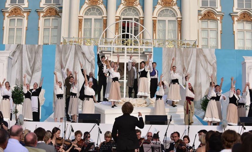 u0424u0435u0441u0442u0438u0432u0430u043bu044c u00abu041eu043fu0435u0440u0430 u2013 u0432u0441u0435u043cu00bb