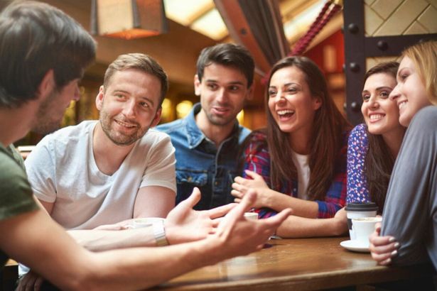 Ищете, куда сходить с друзьями в Петербурге? Лучшие идеи для встреч с друзьями: от активного отдыха до уютных мест в Санкт-Петербурге.