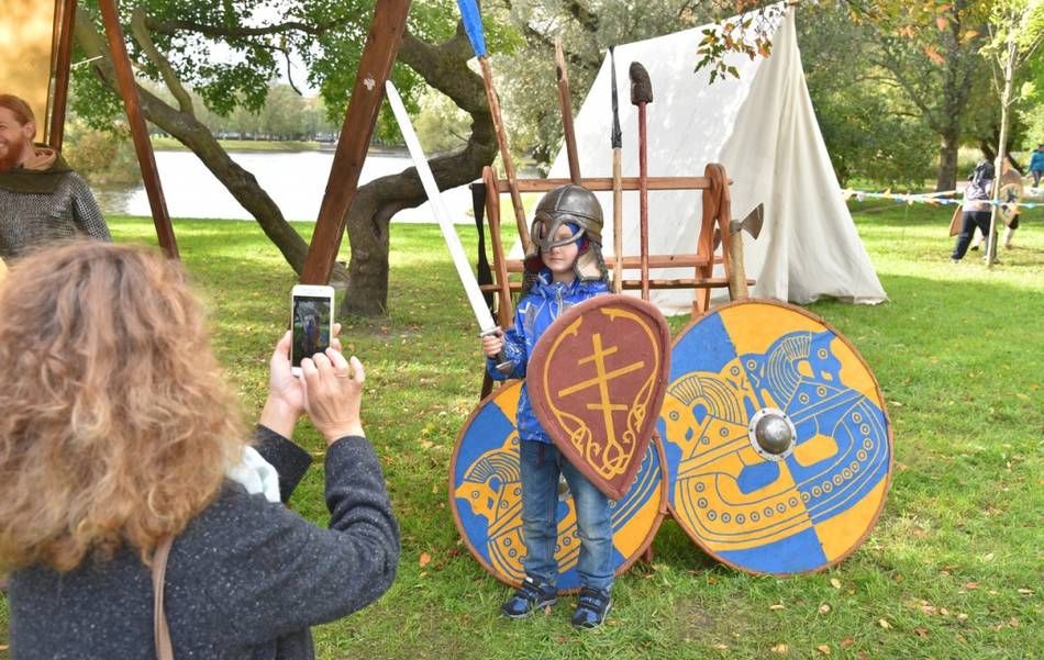 ae2c0f09f13942ed1f34dbbf5a731f3c 25d91