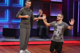 На сцене ДК им. Ленсовета 16 июня участники проекта «Импровизация» покажут одно из больших выступлений, запланированных в рамках грандиозного тура по России. На сцене все будет так же, как и в телевизионном шоу на ТНТ – полнейшая неожиданность даже для самих героев проекта.